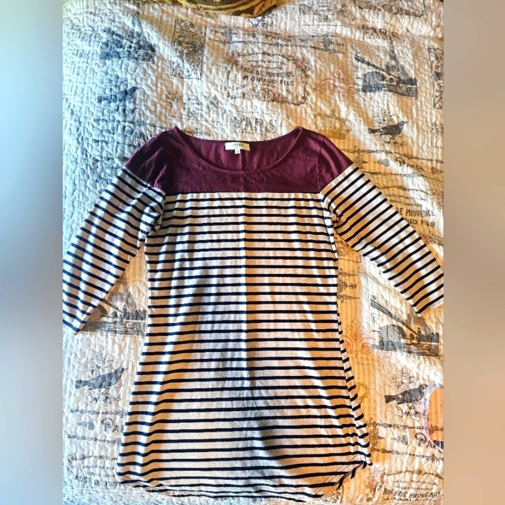 Umgee USA Striped Tunic Top Small Burgundy Navy Colorblock 3/4 Sleeve Casual
